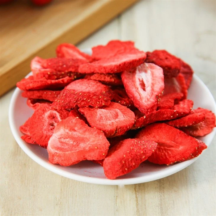 Dried Strawberries Chips
