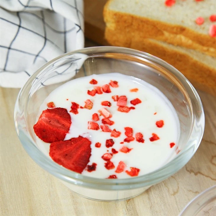 Dried Strawberries Chips